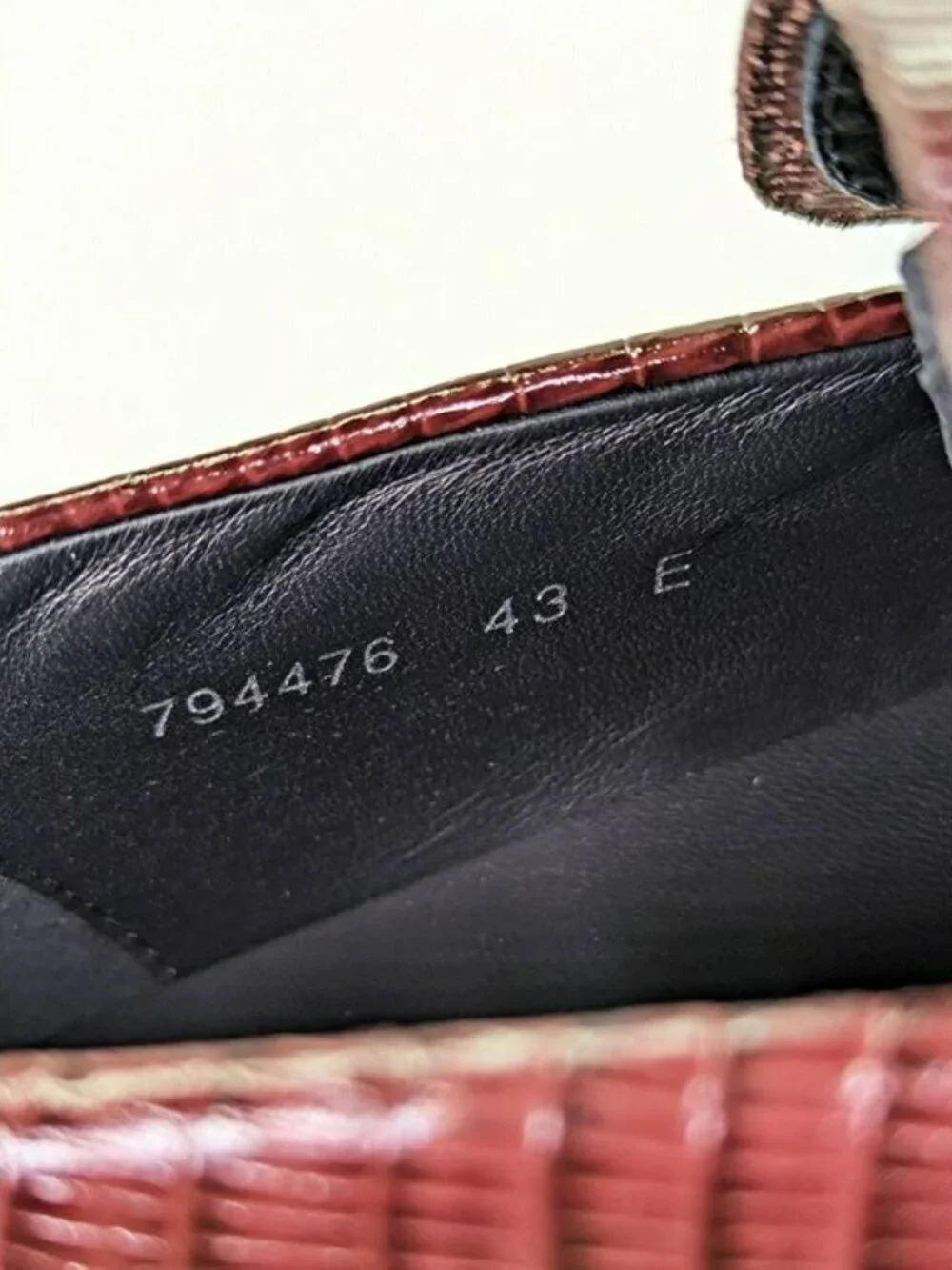 Alexander McQueen alexander mcqueen